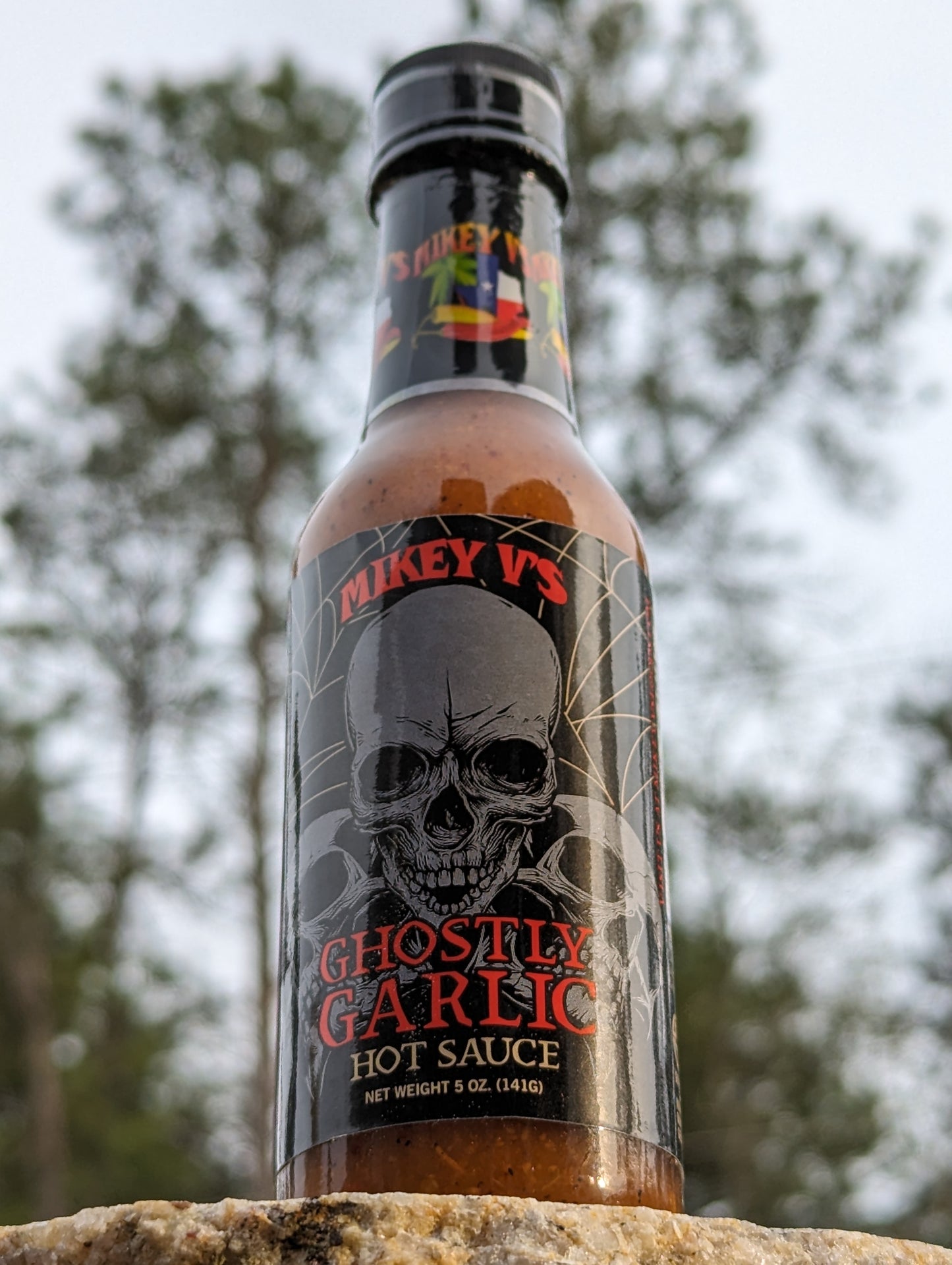 Mikey V's - Ghostly Garlic Hot sauce