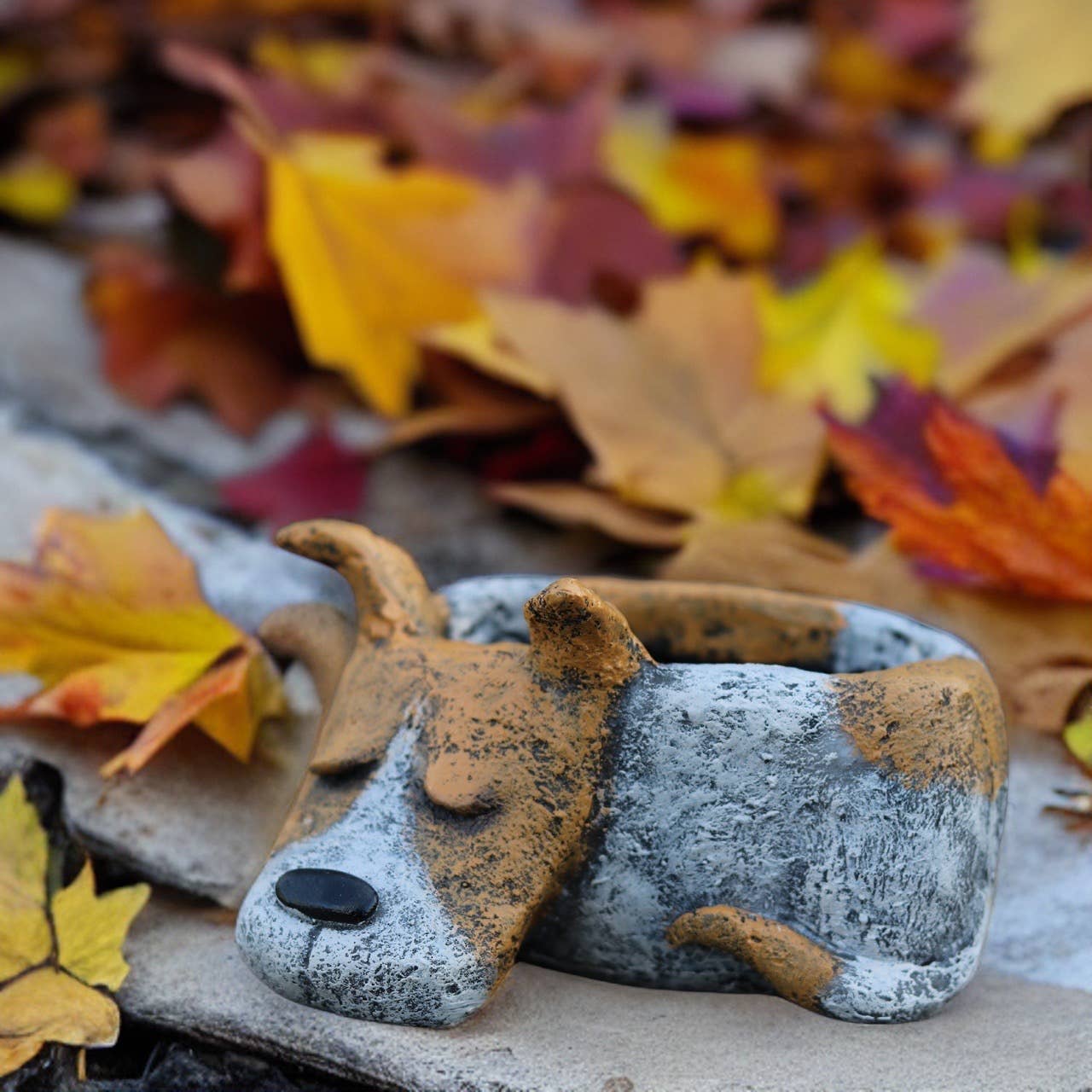 Cohasset Gifts - Luna Sleeping Dog Blobhouse Planter