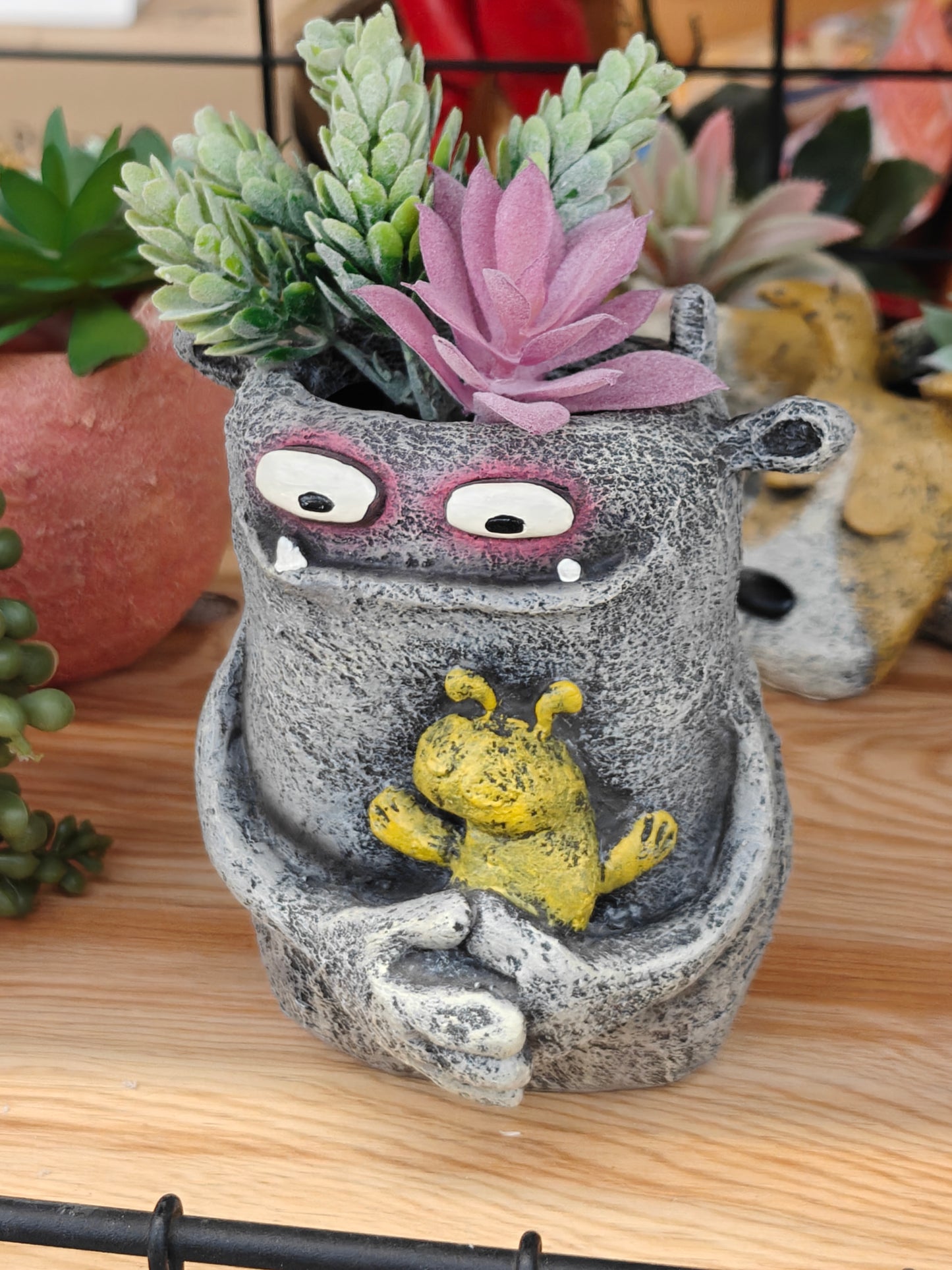 Cohasset Gifts - Angel Love Mama Blobhouse Planter